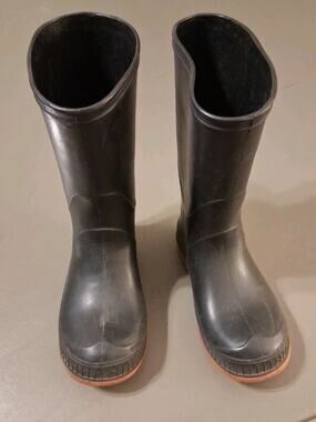 Kids Black Rubber Muck Barn Rain Boots Size 10 Water Resistance Made In Canada